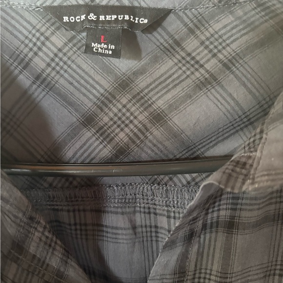 Rock& Republic Semisheer long sleeve button up Gray and Black Plaid SzL - Picture 3 of 6